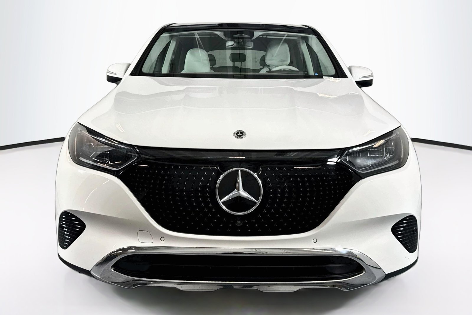 Certified Used 2023 Polar White Mercedes-Benz EQE 350 image 2