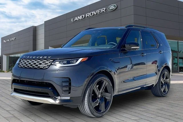 2026 Land Rover Discovery P360 Gemini Edition's photo