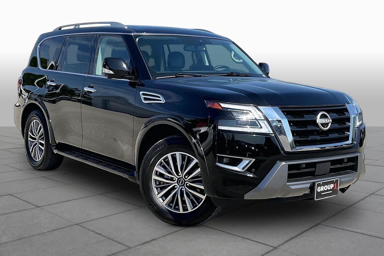Used 2024 Super Black Nissan SL image 3