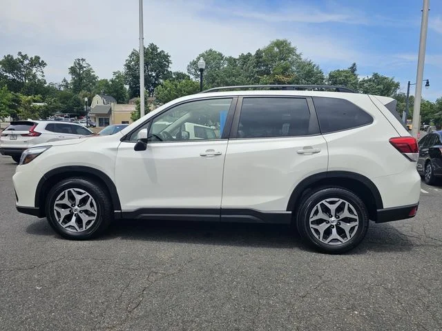 Used 2021 White Subaru Premium image 8
