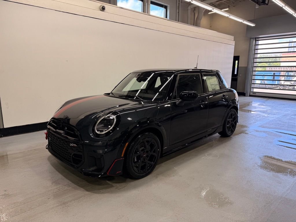 2026 MINI Hardtop Cooper S's photo