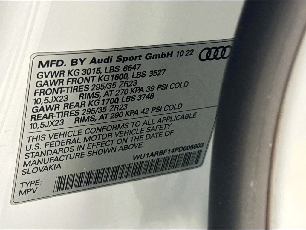 2023 Audi RS Q8 Base - Photo 34