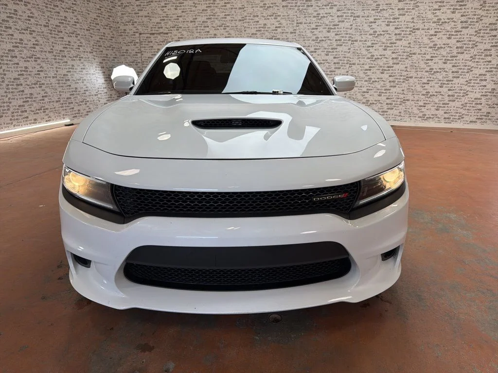 Used 2022 White Knuckle Clearcoat Dodge R/T image 2