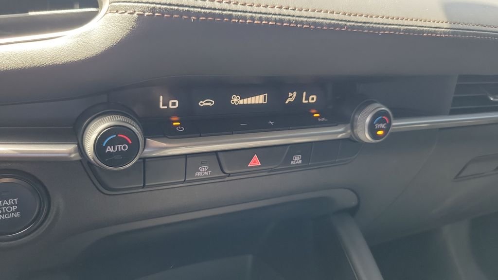 Used 2021 Blue Mazda Select image 17
