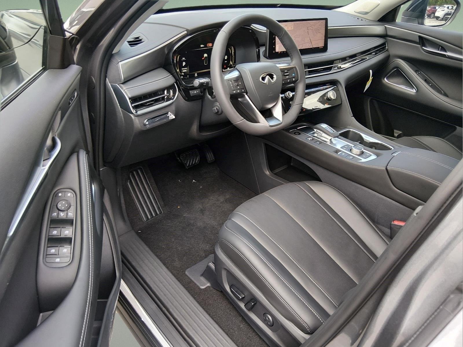 New 2027 GRAPHITE SHADOW INFINITI Luxe AWD image 9