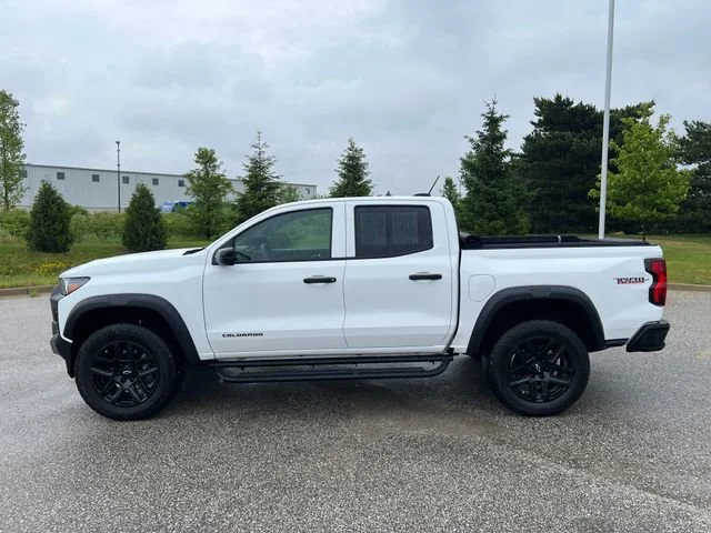 Used 2024 Summit White Chevrolet Trail Boss image 8