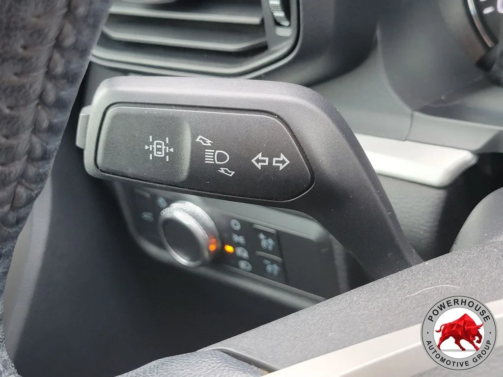 Used 2022 Green Ford XLT image 31