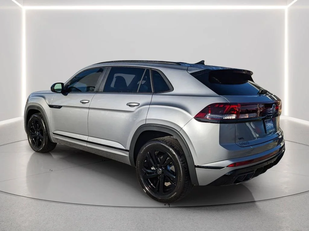 2026 Volkswagen Atlas Cross Sport SEL R-LINE - Photo 6