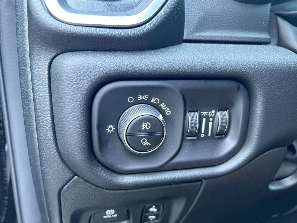 Used 2026  Ram Big Horn image 18
