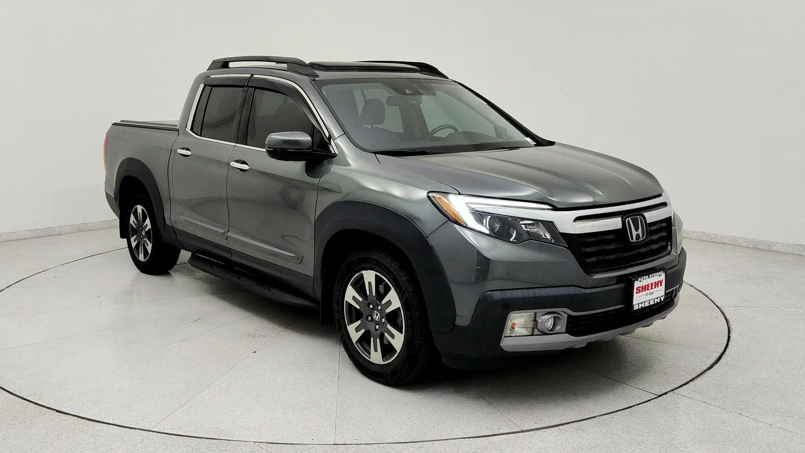Used 2019 Silver Honda RTL-E image 1