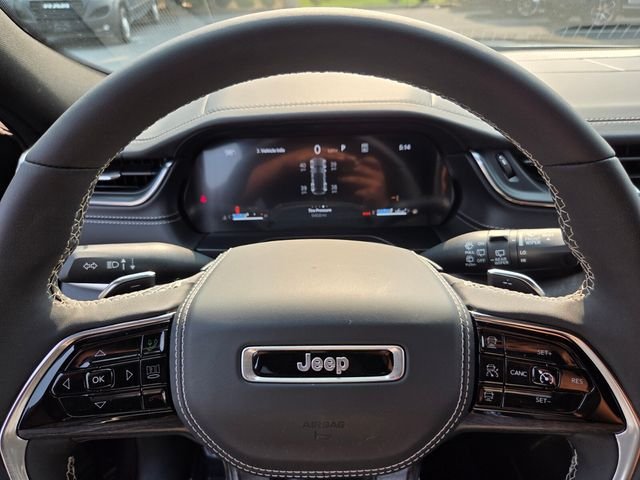Used 2025 Gray Jeep Overland image 23