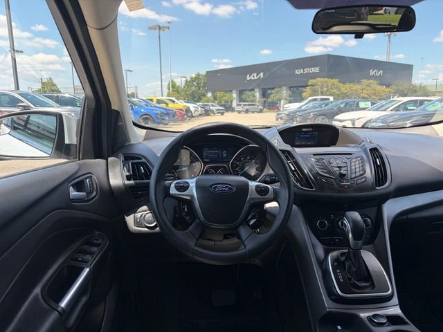 Used 2014 Oxford White Ford SE image 4