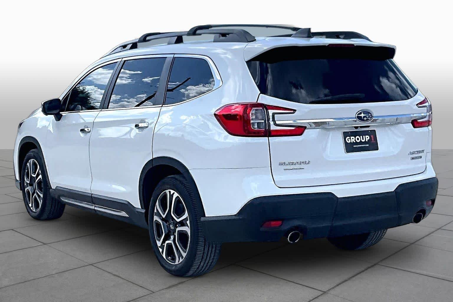 Used 2023 Crystal White Pearl Subaru Touring image 22