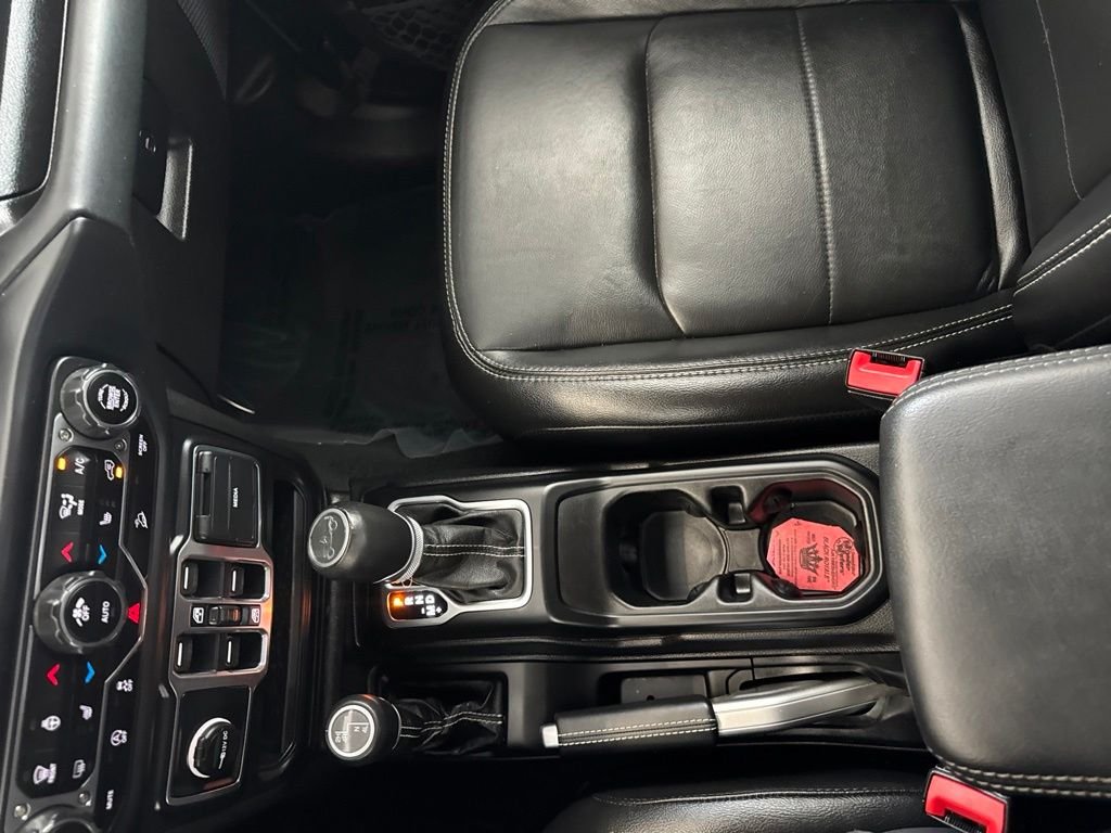 Used 2019 Black Jeep Unlimited Sahara image 16