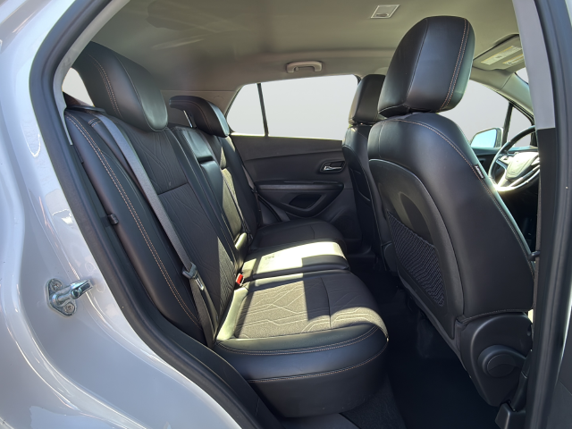 Used 2019 White Chevrolet LT image 25