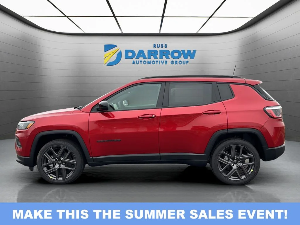 New 2026 Red Hot Pearl-Coat Exterior Paint Jeep Latitude image 2