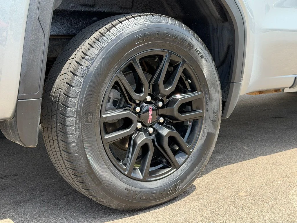 Used 2025 Gray GMC Elevation image 24