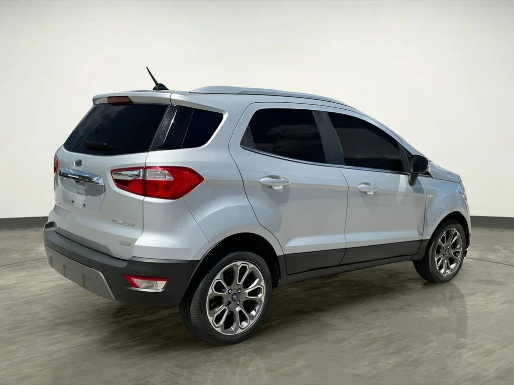 Used 2018 Silver Ford Titanium image 8