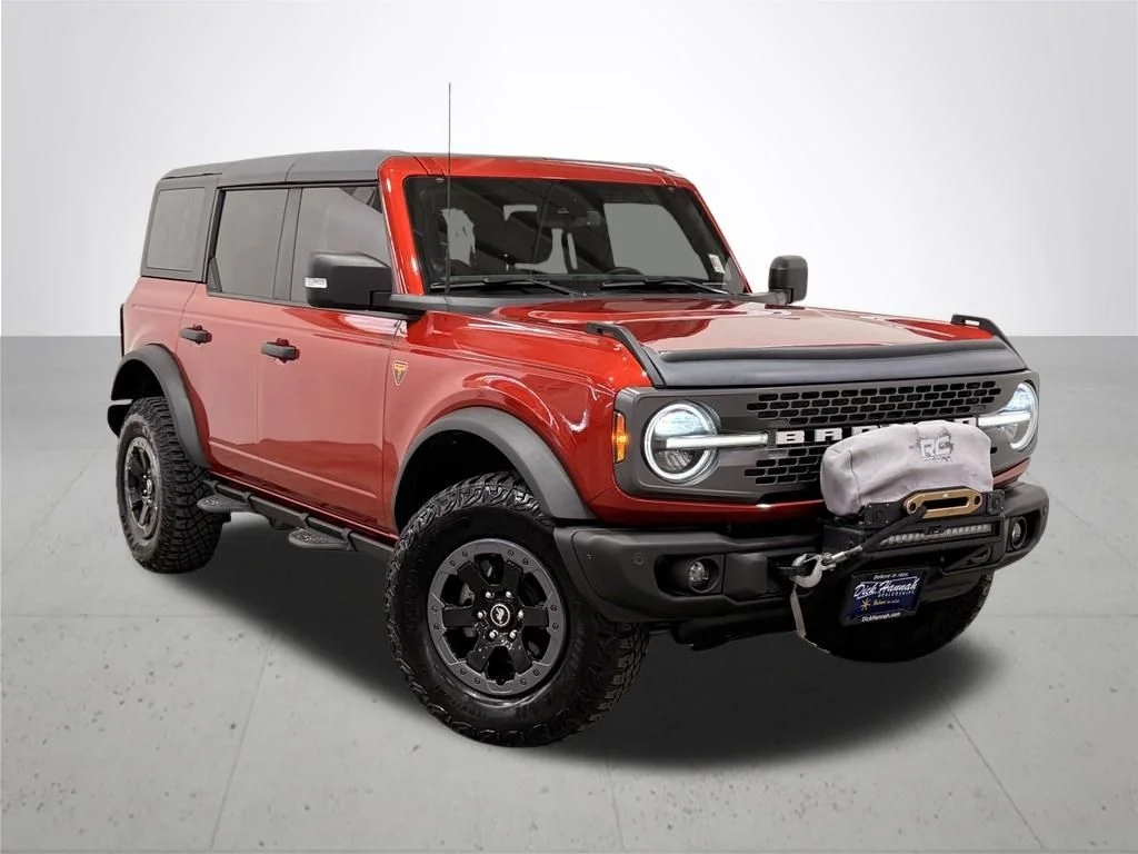 Used 2022 Red Ford Badlands image 7