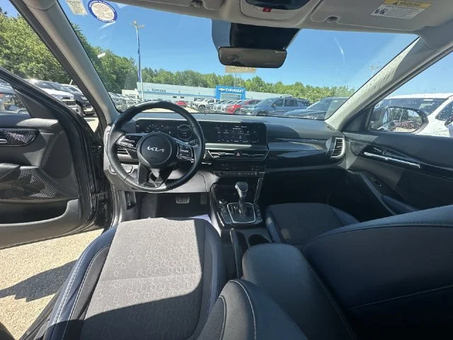 Used 2024 Gray Kia S image 22