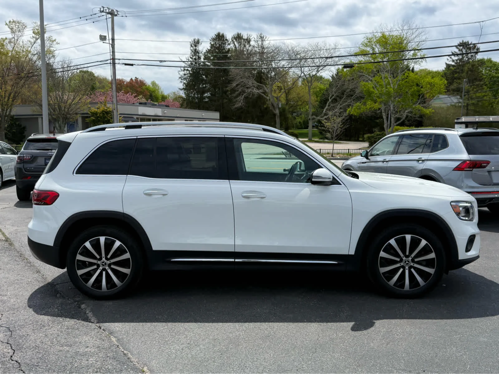 Used 2023 Polar White Mercedes-Benz GLB 250 image 8