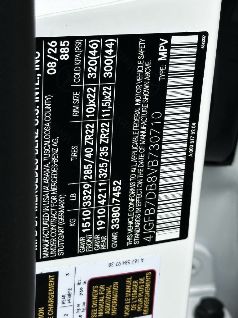 New 2027 MANUFAKTUR Moonlight White Metallic Mercedes-Benz AMG® GLE 53e image 72