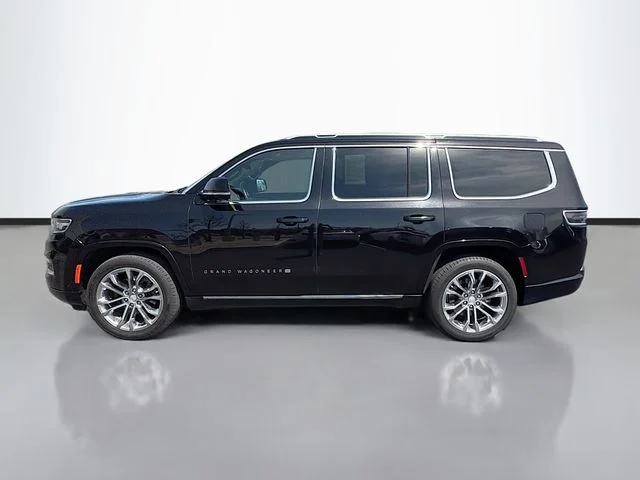 Used 2022 Black Jeep Series II image 4