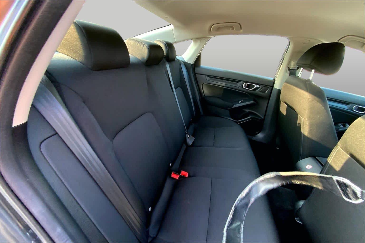 Used 2025 Rallye Red Honda LX image 19