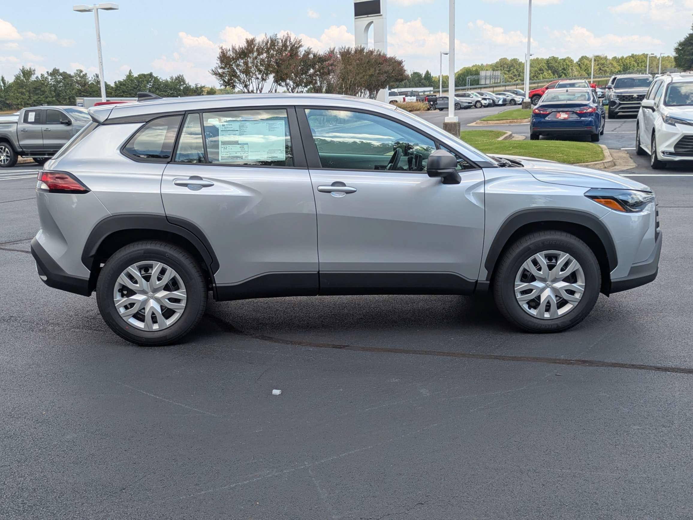 New 2026 Sonic Silver Toyota L image 3