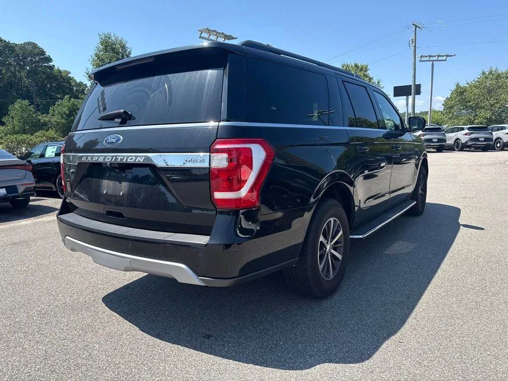 Used 2019 Black Ford XLT image 5