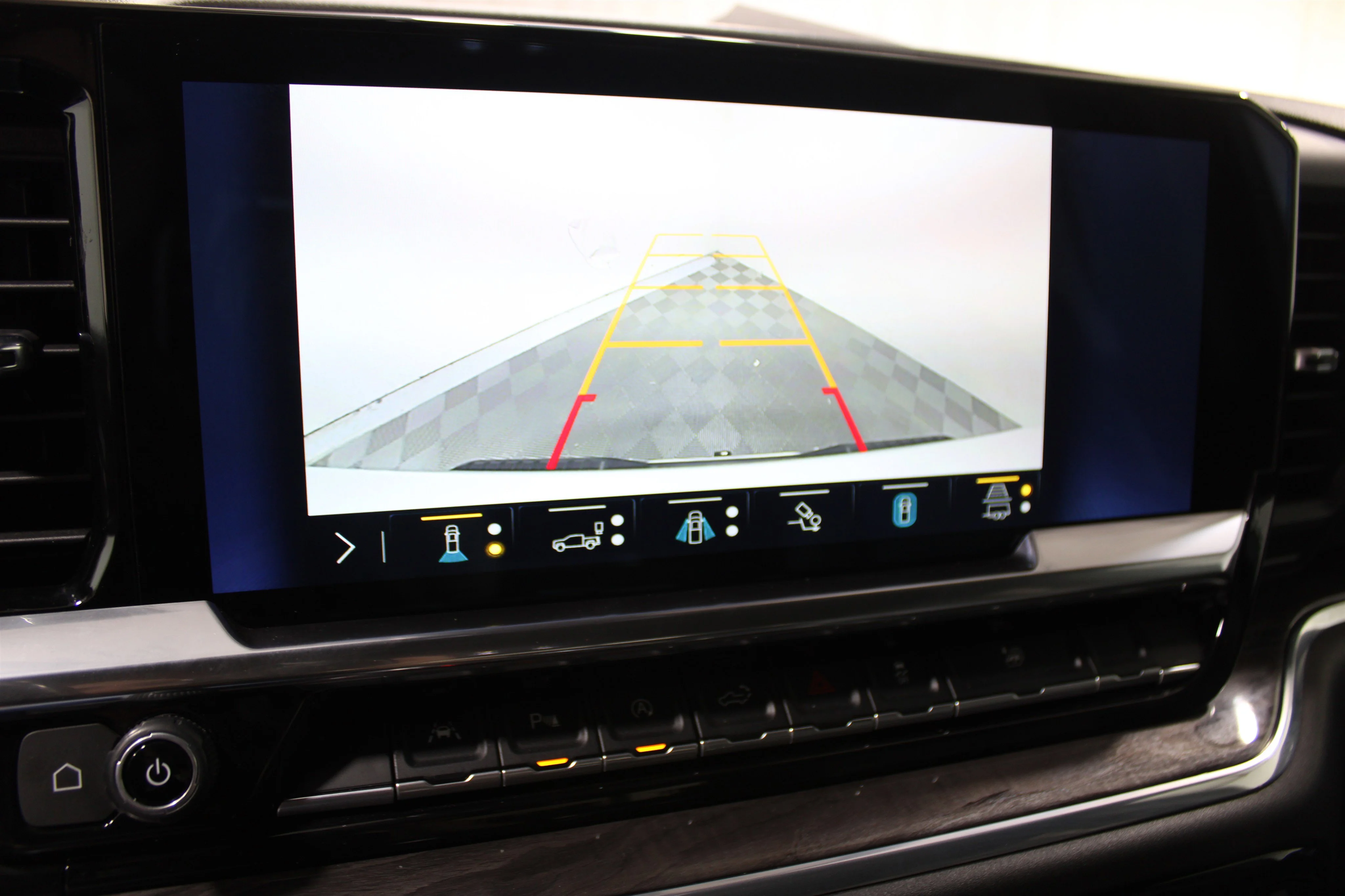 2022 Chevrolet Silverado 1500 LTZ - Photo 14