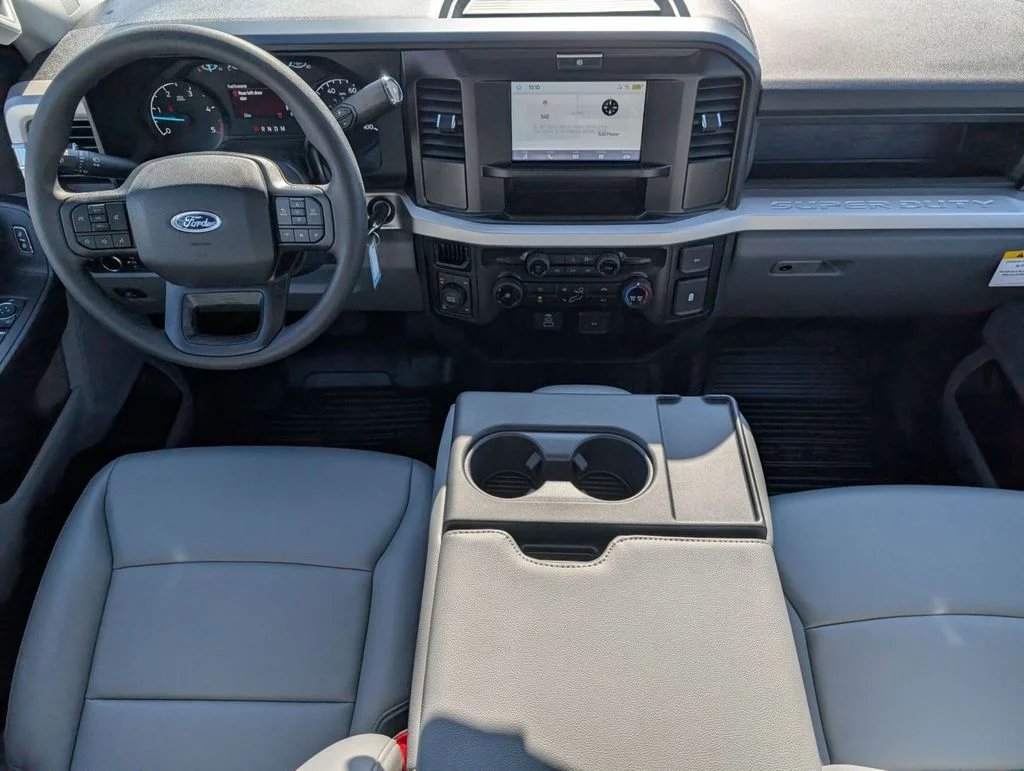 New 2026 Oxford White Ford F-350® XL image 23