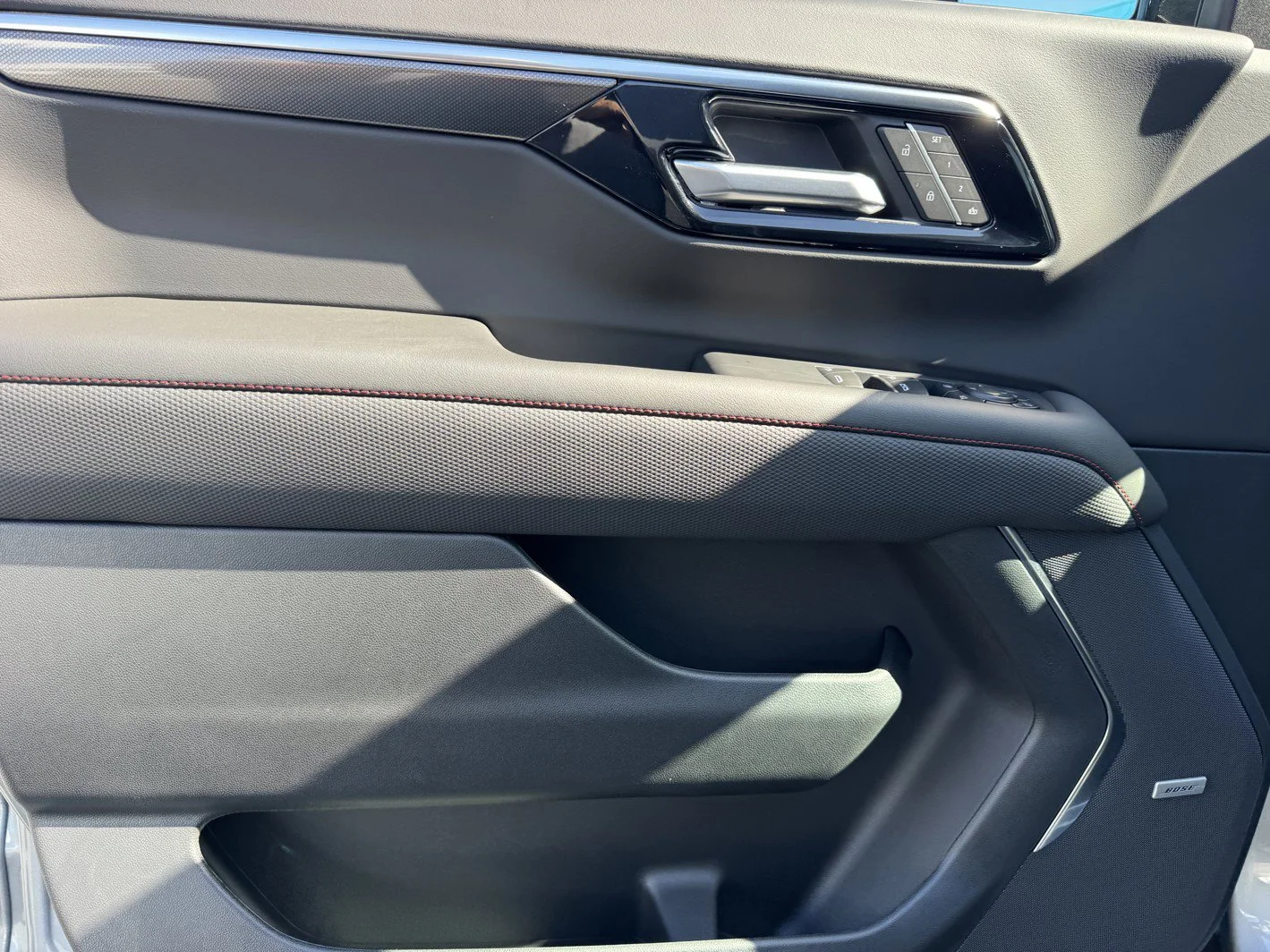 2026 Chevrolet Tahoe RST - Photo 13