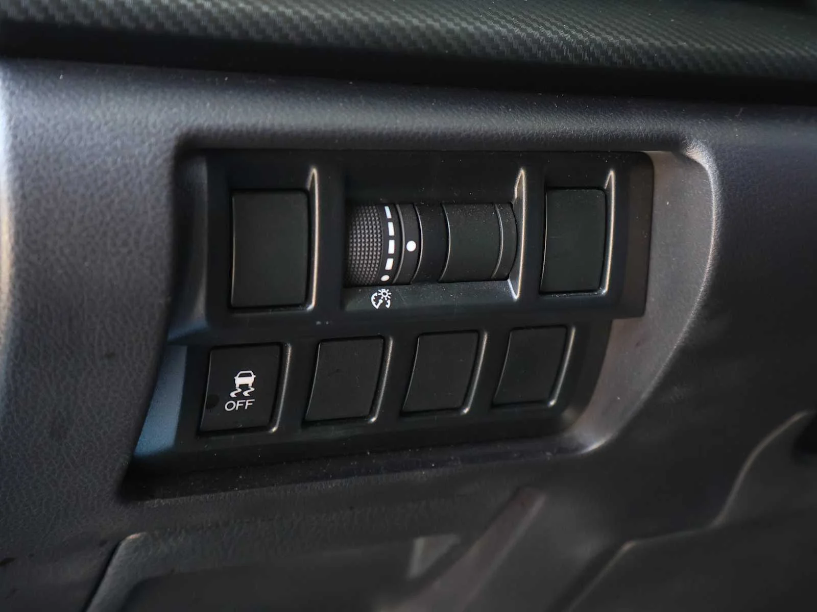 Used 2019 Island Blue Pearl Subaru  image 16
