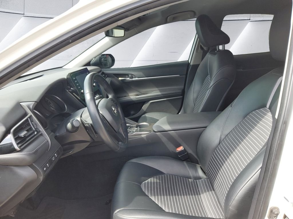 Used 2023 White Toyota SE Nightshade image 7
