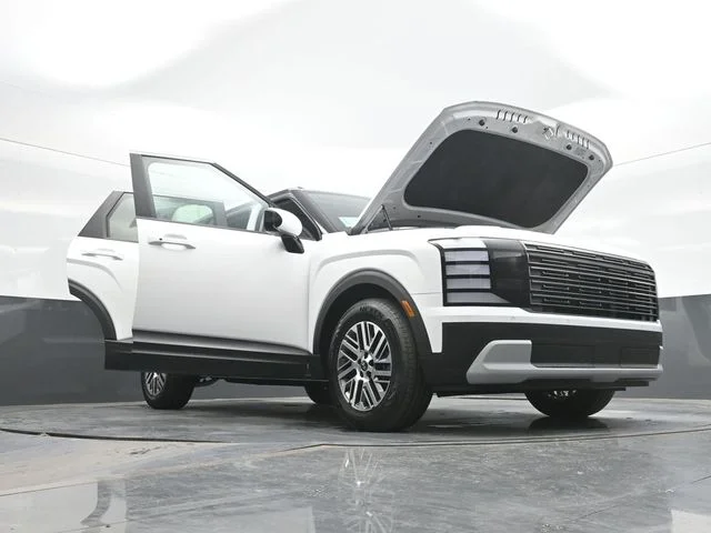 New 2026 White Hyundai SE image 32