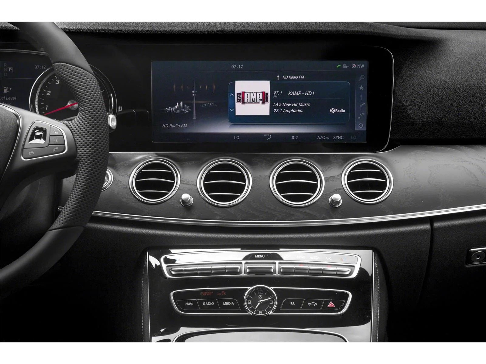 Used 2017 Polar White Mercedes-Benz E 400 Sport image 5
