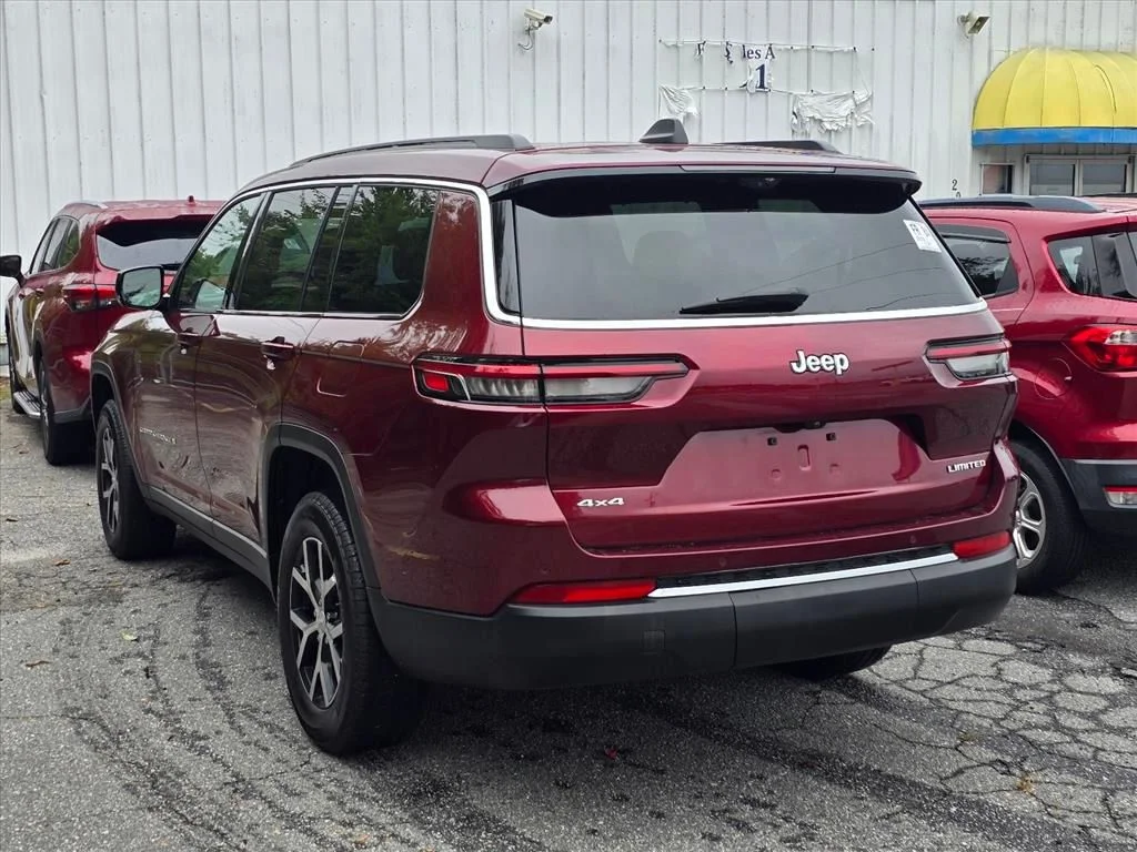 Used 2025 Red Jeep Limited image 5