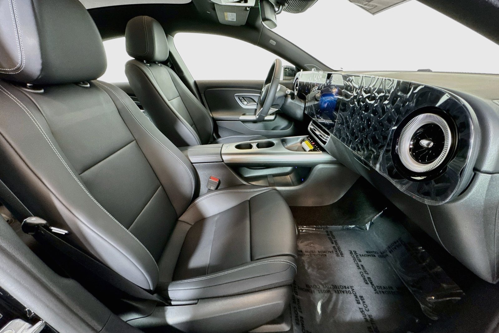 New 2027 Night Black Mercedes-Benz CLA 220 Hybrid image 24