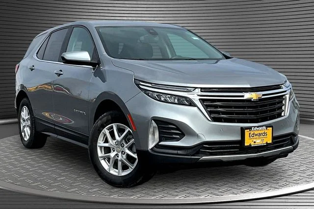 Used 2024 Gray Chevrolet LT image 3