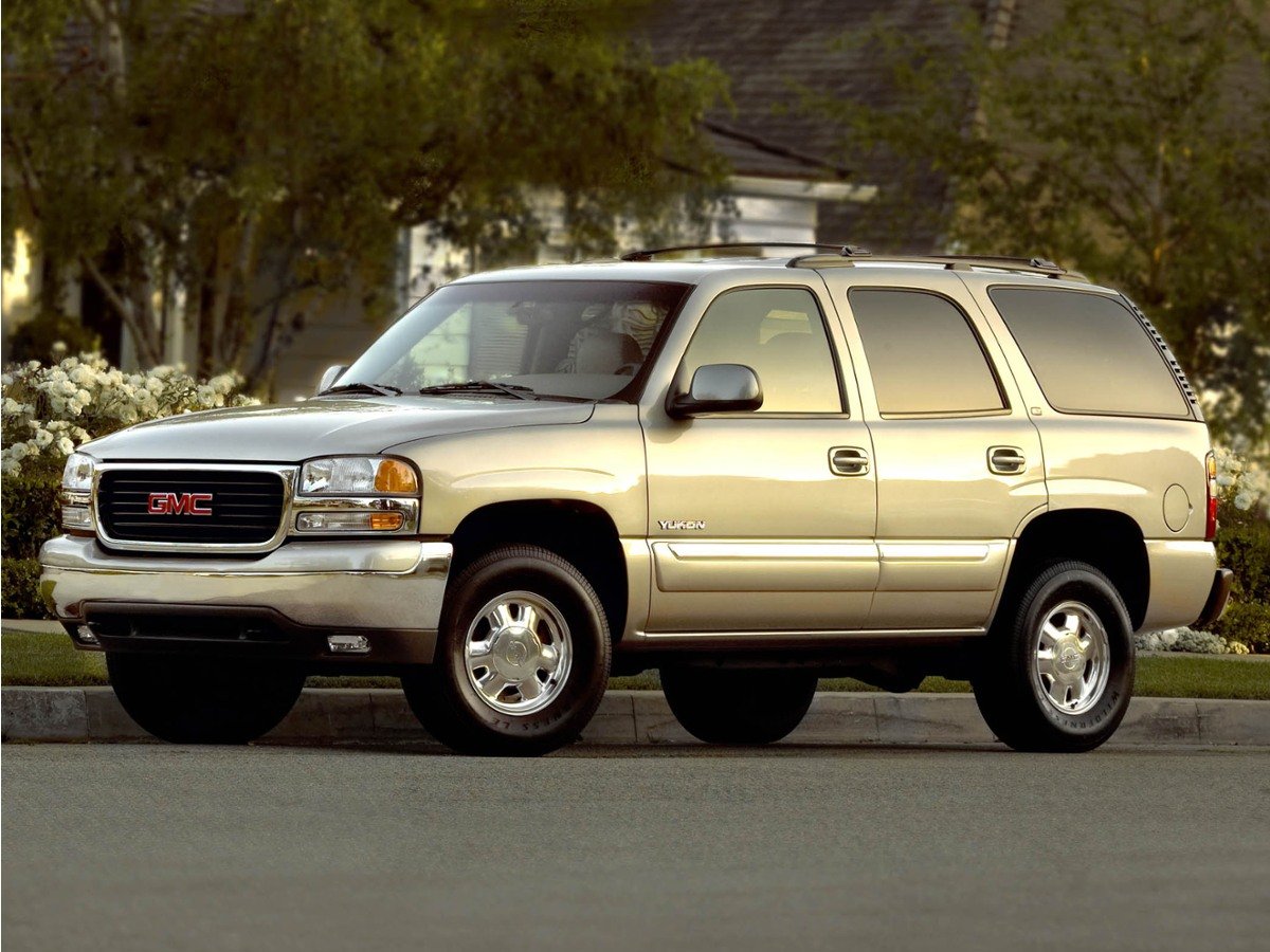 Used 2003 Red GMC Denali image 1