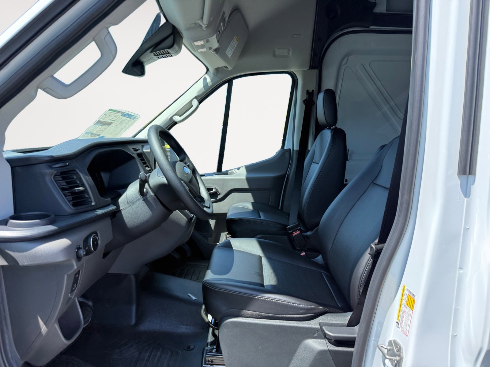 New 2026 Oxford White Ford Cargo Van image 10