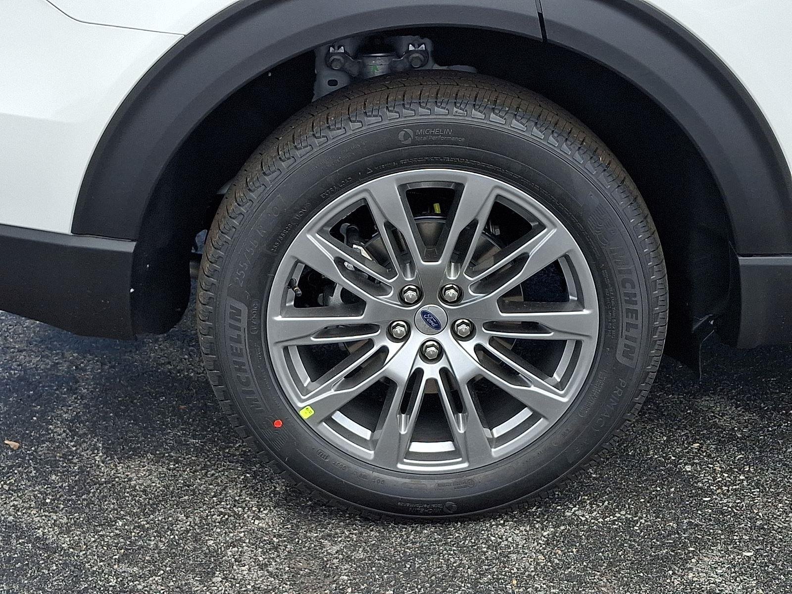 New 2026 Star White Metallic Tri-Coat Ford Active image 5