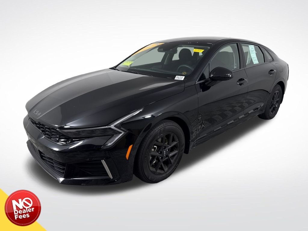 2025 Kia K5 LXS - Photo 8