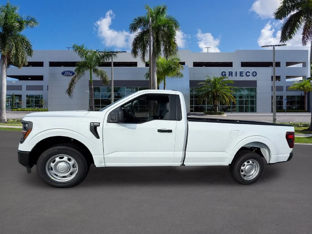 New 2026 Oxford White Ford XL image 4