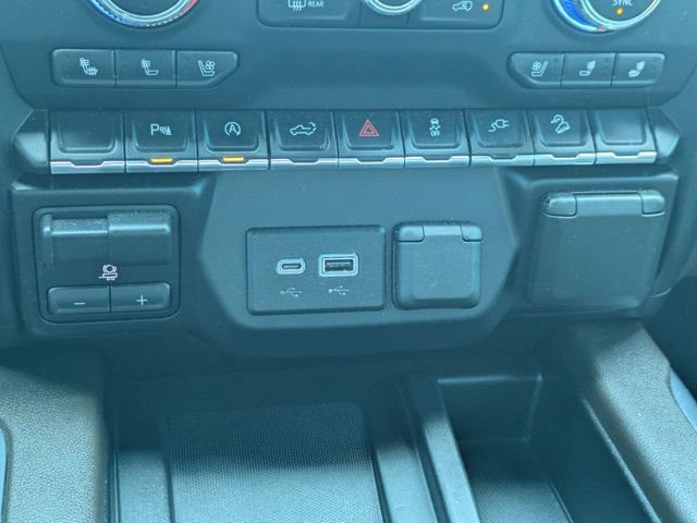 Used 2019 WHITE FROST TRICOAT GMC SLT image 22