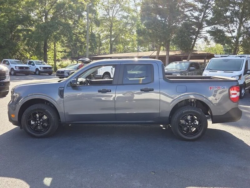 Used 2025 Carbonized Gray Metallic Ford XLT image 5