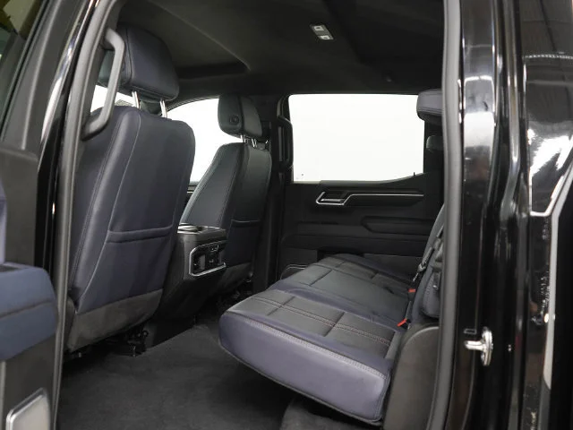 Used 2025 Black Chevrolet High Country image 15