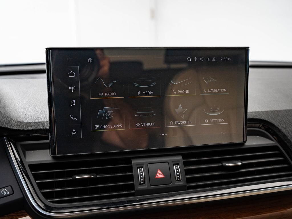 Used 2023 Mythos Black Metallic Audi 45 S line Premium image 34