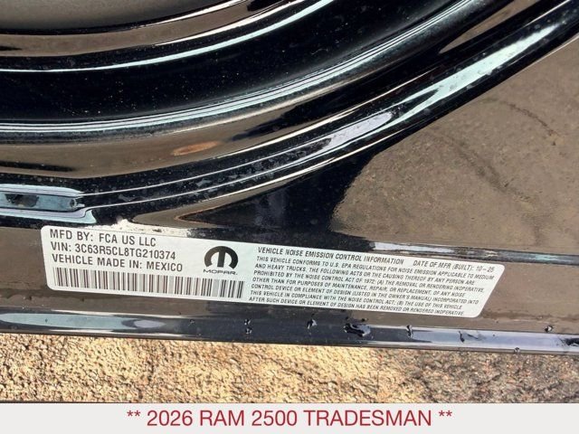 New 2026 Diamond Black Crystal Pearl-Coat Exterior Paint RAM Tradesman image 22